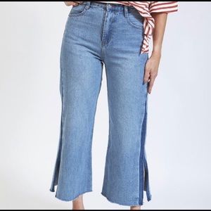 Wide-Leg Raw Hem High Waist Jeans